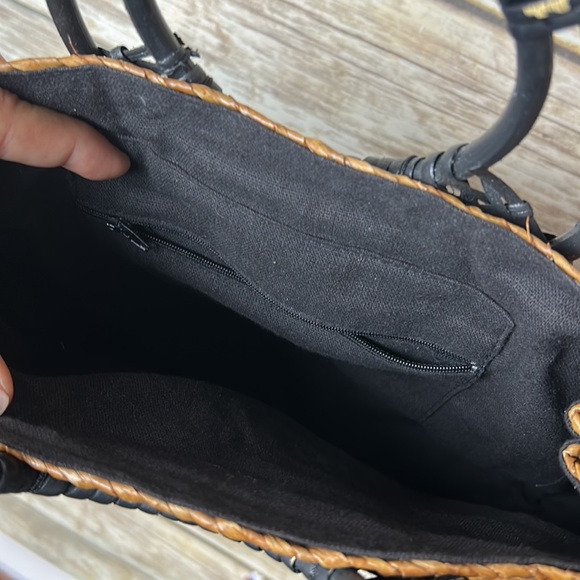 Boho beach purse woven with leather corners NWOT - Picture 3 of 5